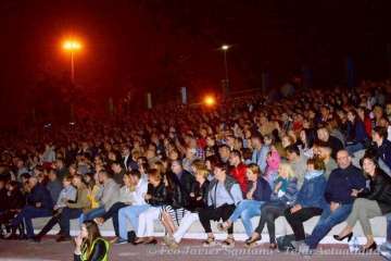 Éxito de Los Morancos en Telde con quejas del público por la desorganización (Foto Francisco Javier Santana)